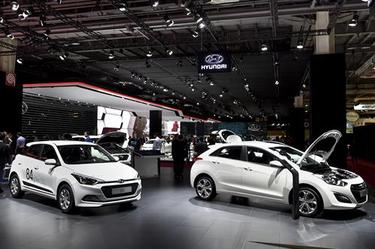 hyundai  (select to view enlarged photo)