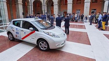 nissan taxi (select to view enlarged photo)