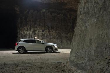 mercedes-benz gla (select to view enlarged photo)