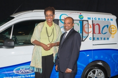 ford transit connect (select to view enlarged photo)