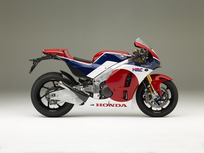 honda rc213v-s (select to view enlarged photo)