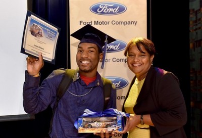 ford blue oval (select to view enlarged photo)