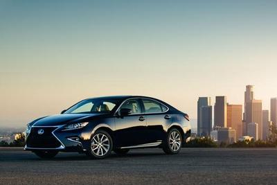 lexus es 300h (select to view enlarged photo)