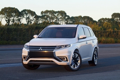 mitsubishi outlander (select to view enlarged photo)