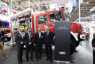 unimog builders (select to view enlarged photo)