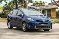 toyota prius v