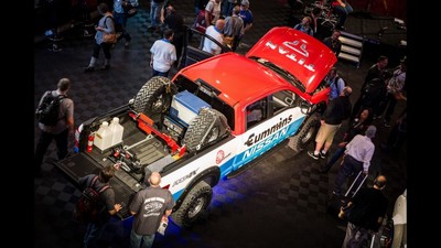 nissan titan (select to view enlarged photo)