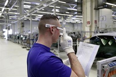 Volkswagen Smart Glasses (select to view enlarged photo)