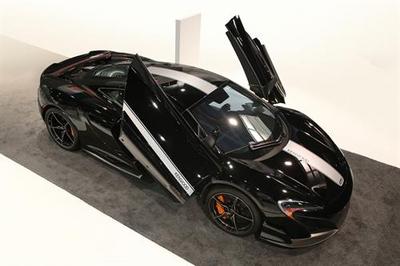 mclaren 675LT (select to view enlarged photo)