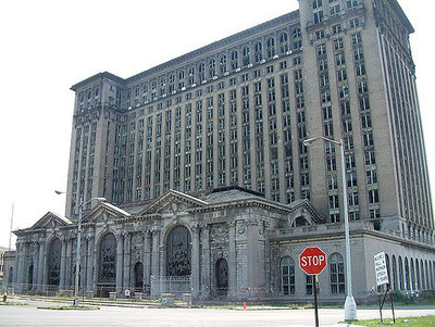 PHOTO (select to view enlarged photo)