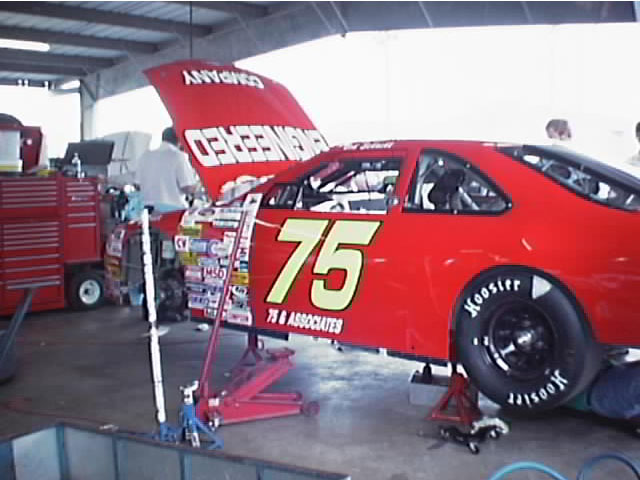 #75 Bob Schacht, Engineered Components Ford