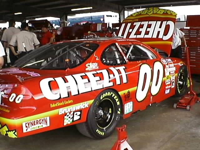 #00, Larry Pearson, Cheez-It Pontiac