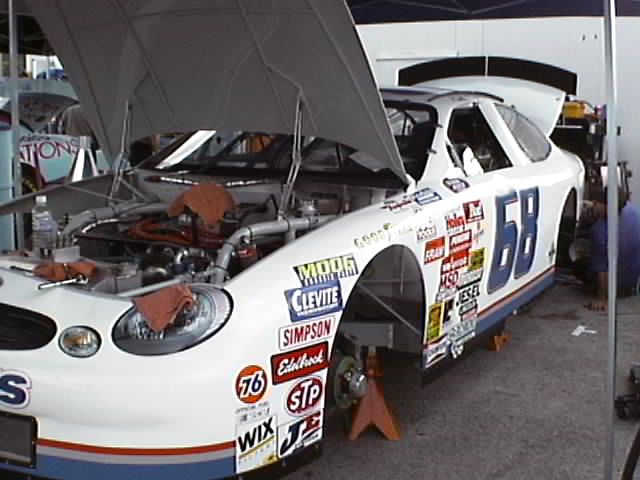 #68, Freddie Query, Premiere Motorsport Ford