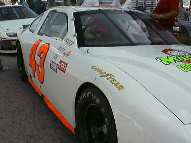 #43, Bill Hennecy, Marvin's Food & Games Pontiac