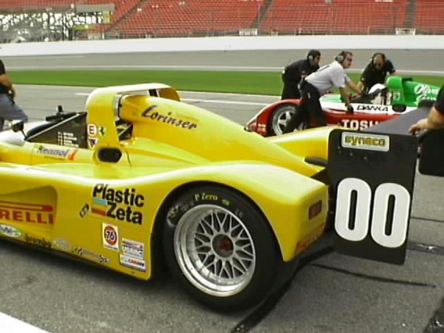 #00 Pirelli/Plastic Zeta/Shell Ferrari 333 SP (Can Am)