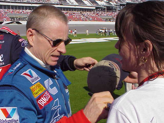 Bud Shootout - Mark Martin Signing Autographs