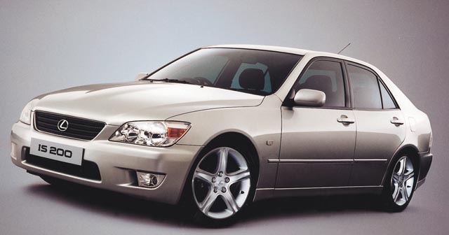 Lexus iS200